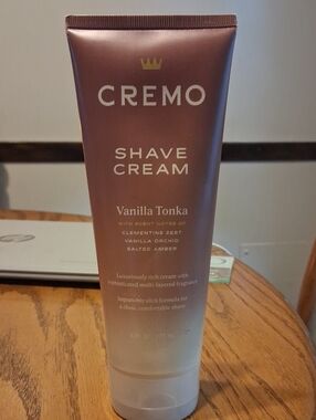 Cremo Vanilla Tonka Shave Cream — Brown